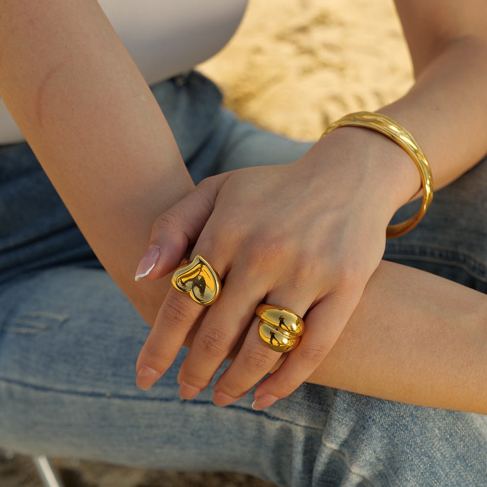 Delia Gold Ring