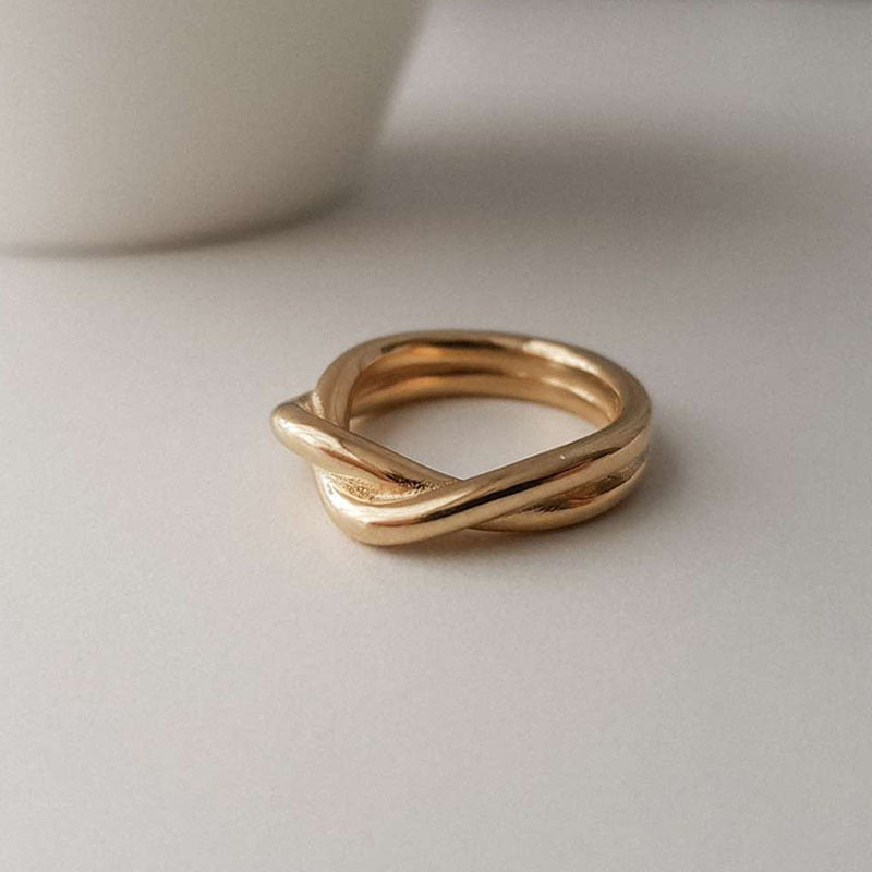 Viola Gold Ring